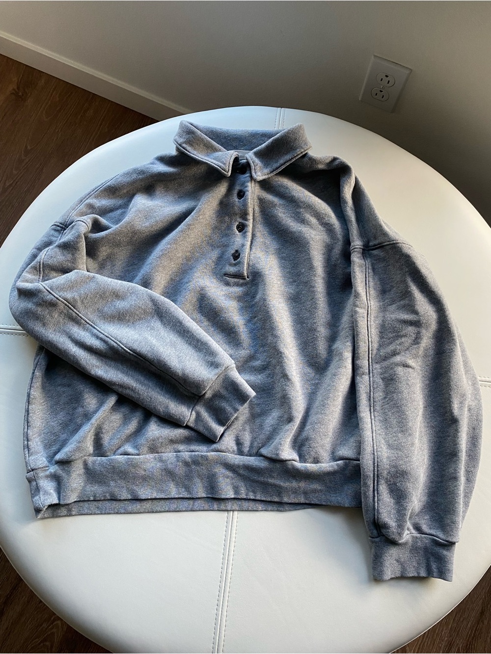 Everlane Gray Button-Front Collar Sweatshirt